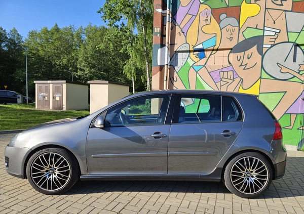 Volkswagen Golf cena 27500 przebieg: 291000, rok produkcji 2005 z Łuków małe 46